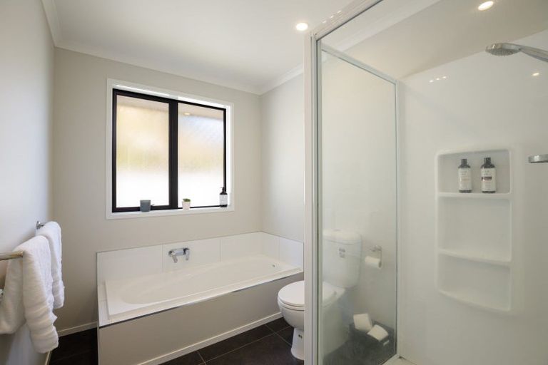 Photo of property in 43 Magnolia Drive, Westown, New Plymouth, 4310