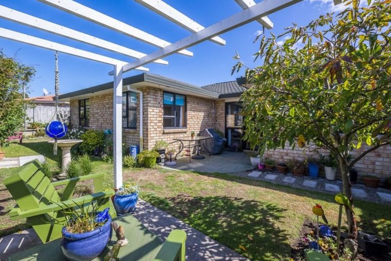 Photo of property in 142 Langdale Avenue, Paraparaumu, 5032