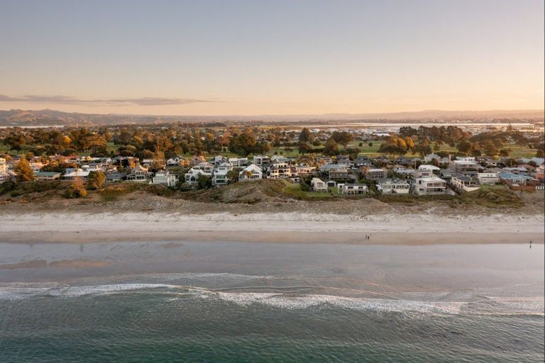 Photo of property in 171 Oceanbeach Road, Mount Maunganui, 3116