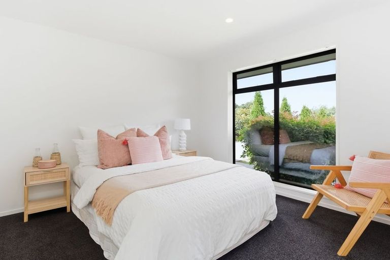 Photo of property in 28 Burnham School Road, Rolleston, 7614