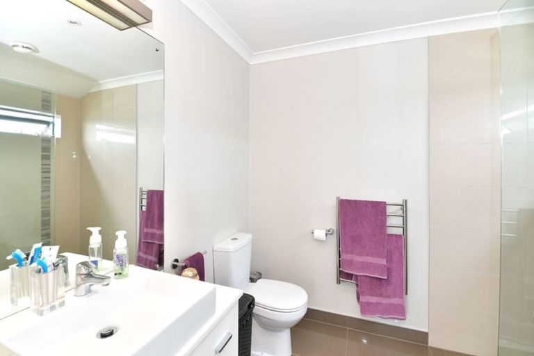 Photo of property in 7 Spyglass Street, Red Beach, 0932