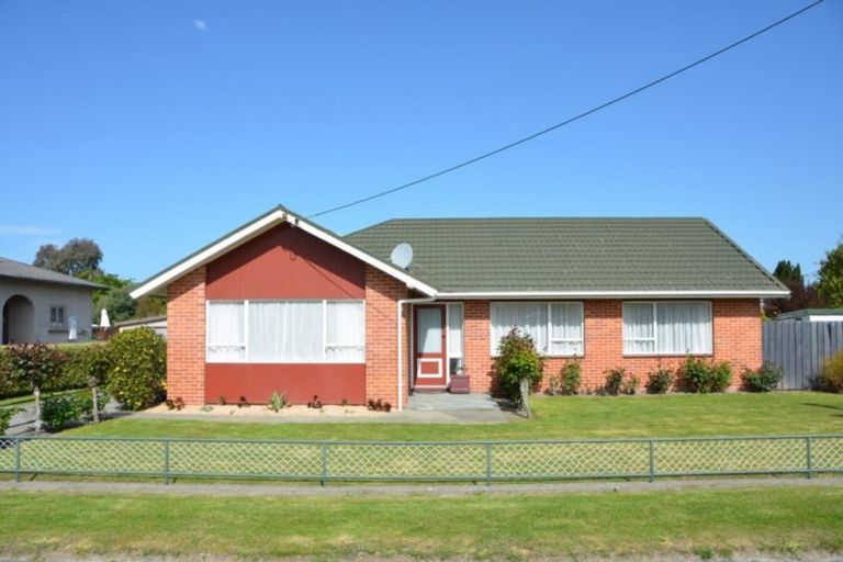 Photo of property in 93 Shearman Street, Waimate, 7924