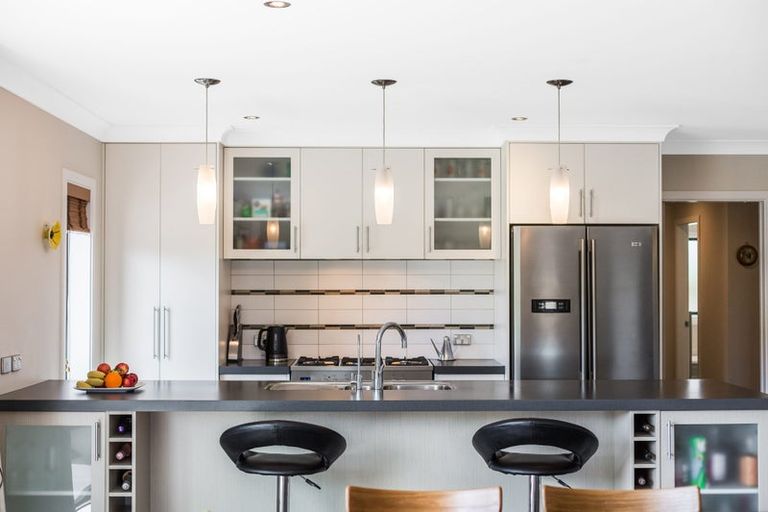 Photo of property in 14a Kaimai Place, Aotea, Porirua, 5024