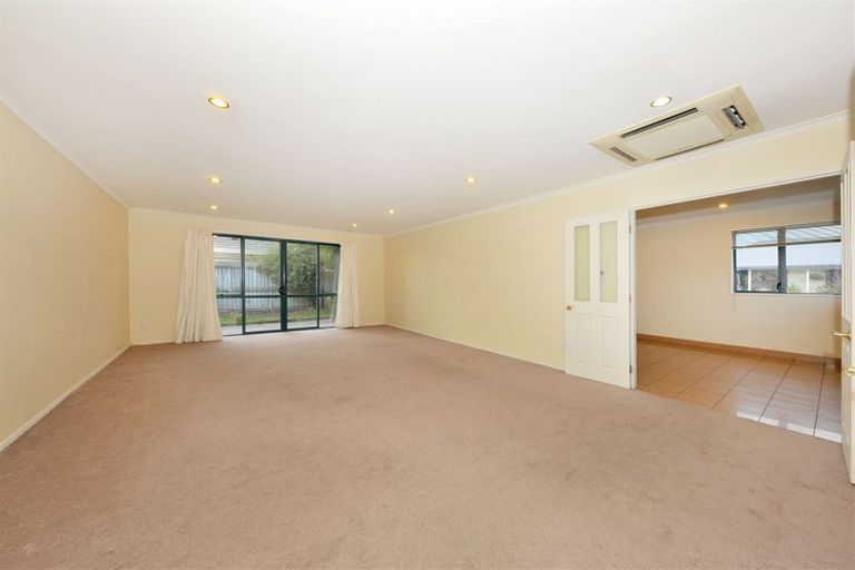 Photo of property in 25 Teal Close, Woolston, Christchurch, 8023