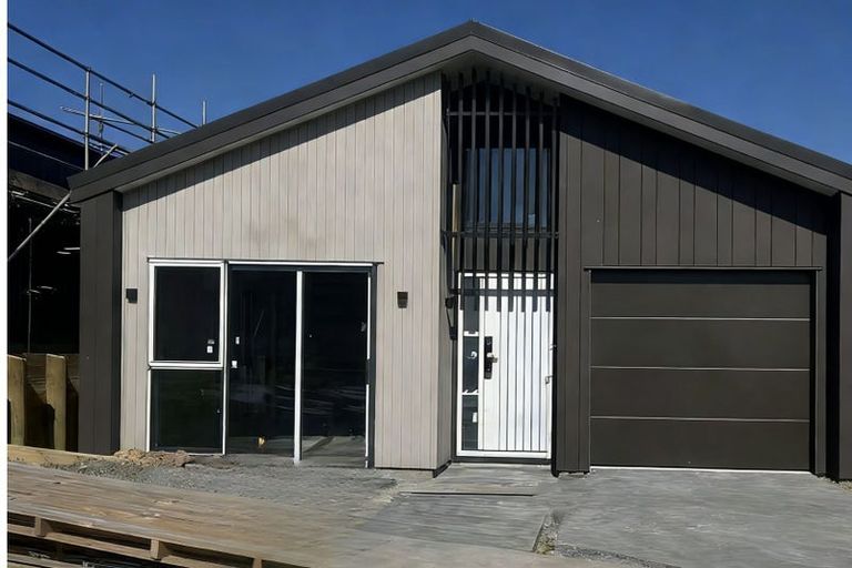 Photo of property in 82 Huanui Drive, Wainui, 0992