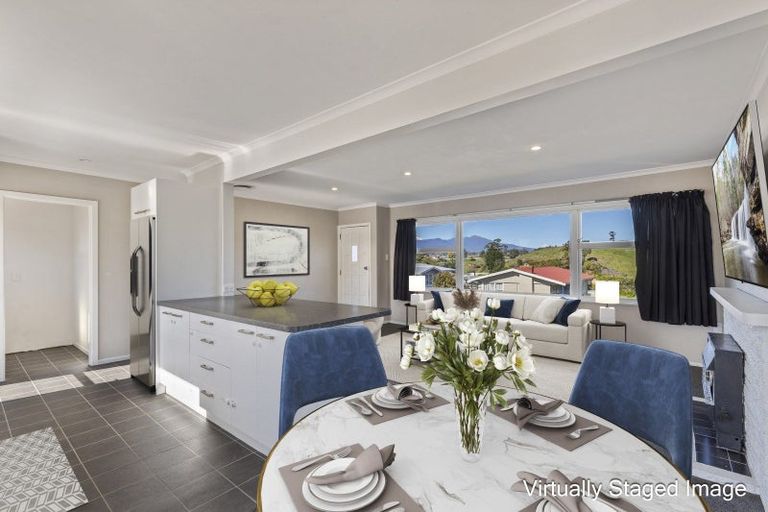 Photo of property in 43 Belair Avenue, Blagdon, New Plymouth, 4310