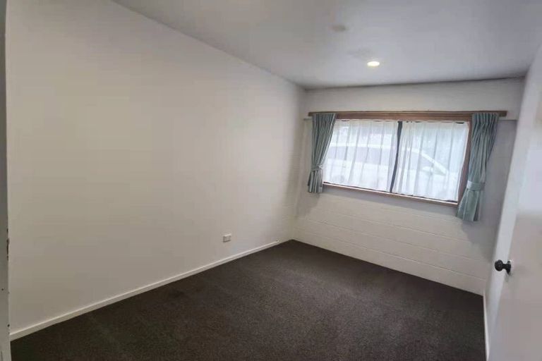 Photo of property in 36 Parr Terrace, Castor Bay, Auckland, 0620