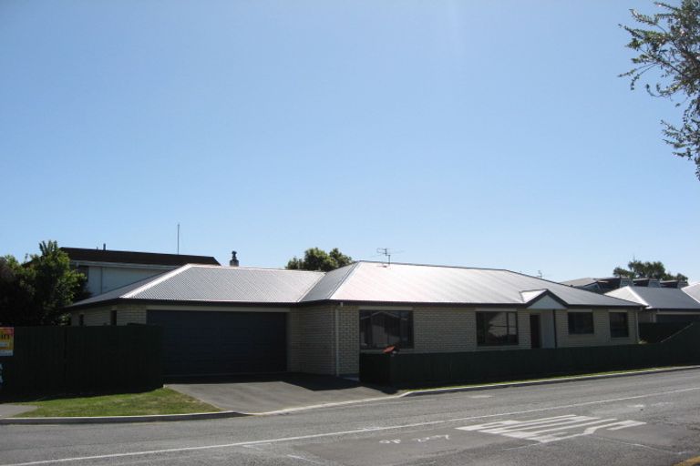 Photo of property in 23 Durham Street, Rangiora, 7400