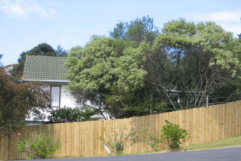 Photo of property in 31 Weetman Drive, Browns Bay, Auckland, 0630