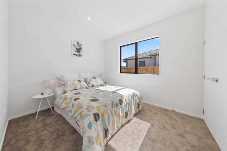 Photo of property in 8 Whakapono Road, Pukekohe, 2120