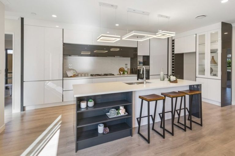 Photo of property in 76 Thomas Road, Flat Bush, Auckland, 2019