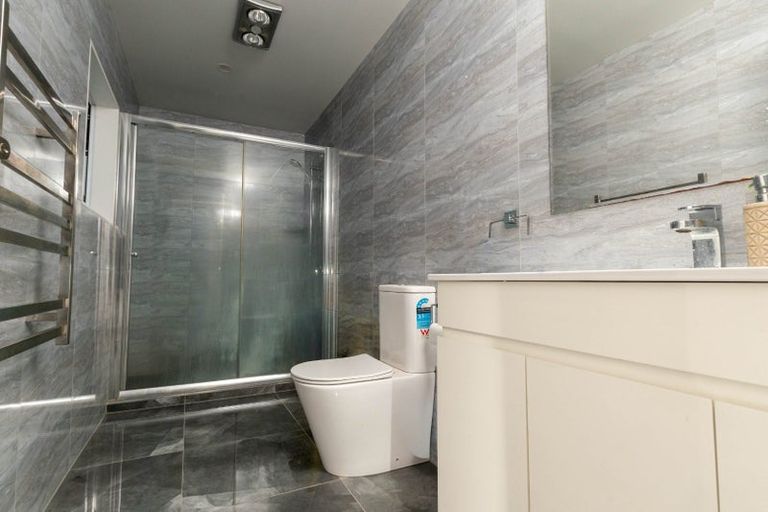 Photo of property in 6 Orona Way, Papatoetoe, Auckland, 2025