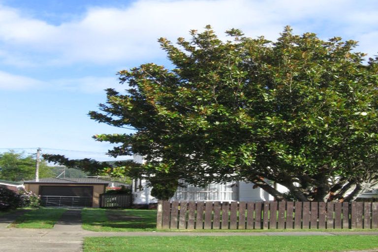 Photo of property in 1247a High Street, Taita, Lower Hutt, 5011