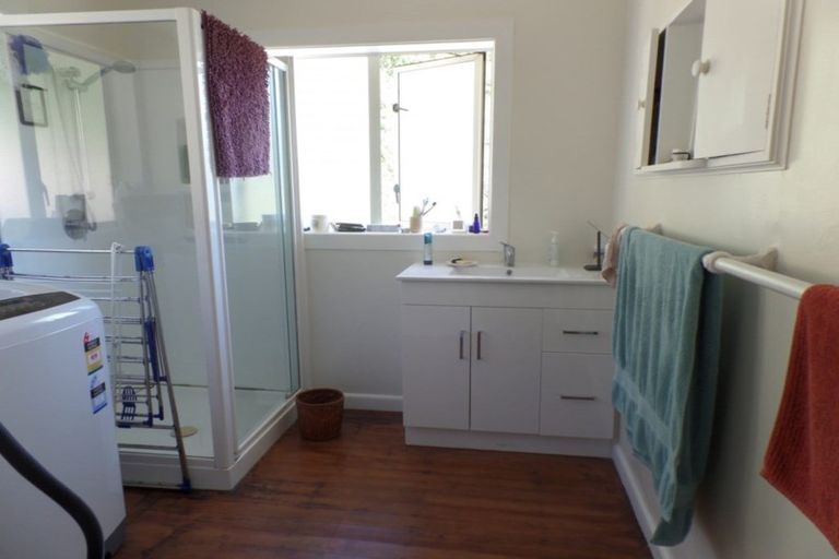 Photo of property in 300 Karaka Road, Thames, 3500