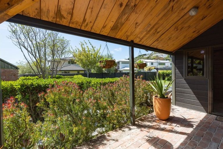 Photo of property in 106 Mccormacks Bay Road, Mount Pleasant, Christchurch, 8081