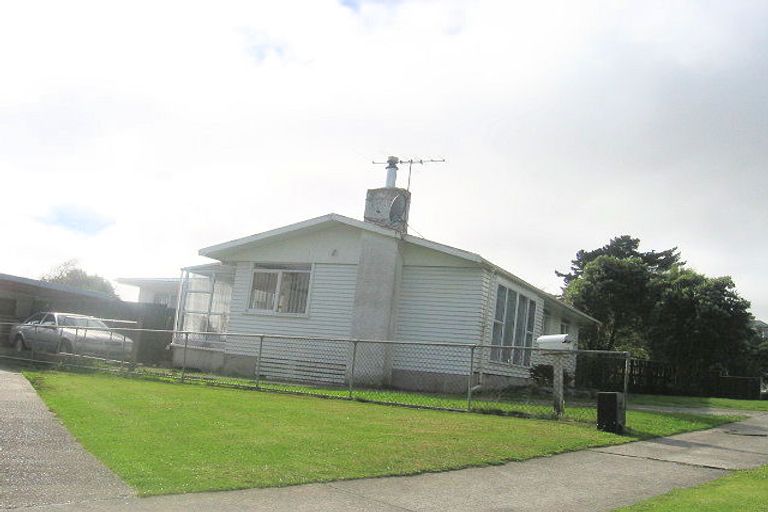 Photo of property in 109 Mungavin Avenue, Ranui, Porirua, 5024
