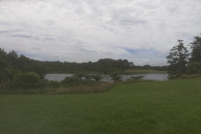 Photo of property in 12 Ash Place, Whalers Gate, New Plymouth, 4310