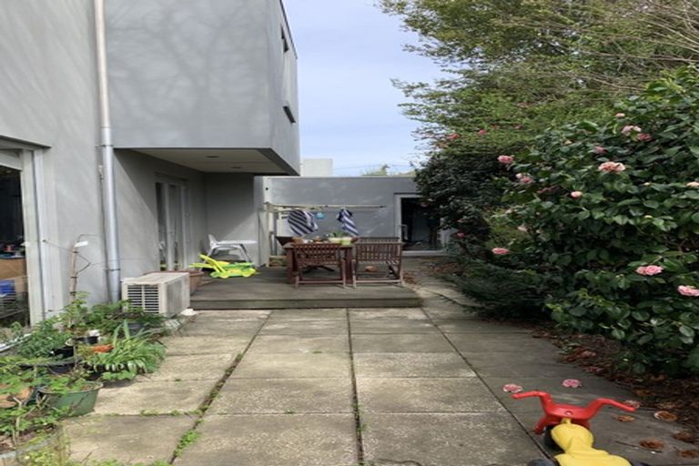 Photo of property in 20b Mayfair Street, Riccarton, Christchurch, 8011