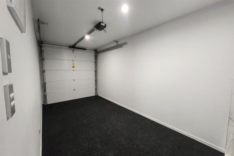 Photo of property in 14 Fredrick Hanson Road, Papakura, 2110