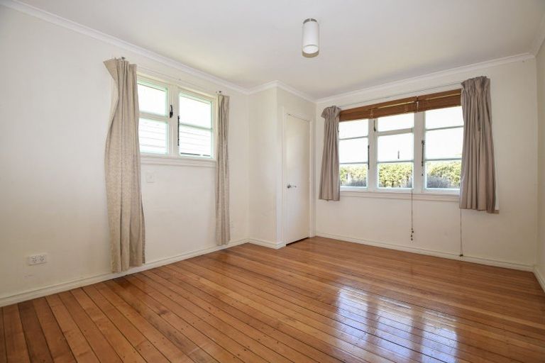 Photo of property in 37 Lincoln Road, Carterton, 5713