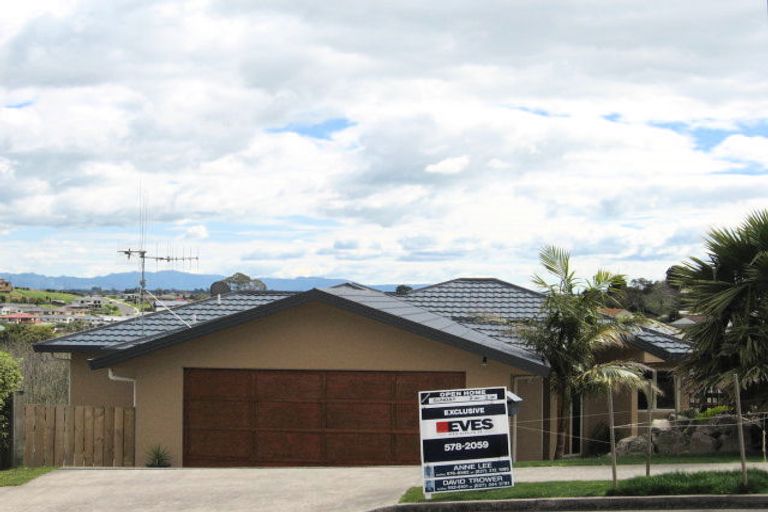 Photo of property in 20 Solander Drive, Welcome Bay, Tauranga, 3112