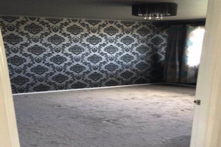 Photo of property in 84 Glamorgan Drive, Torbay, Auckland, 0630