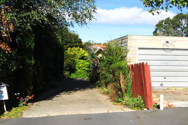 Photo of property in 4 Pioneer Crescent, Helensburgh, Dunedin, 9010
