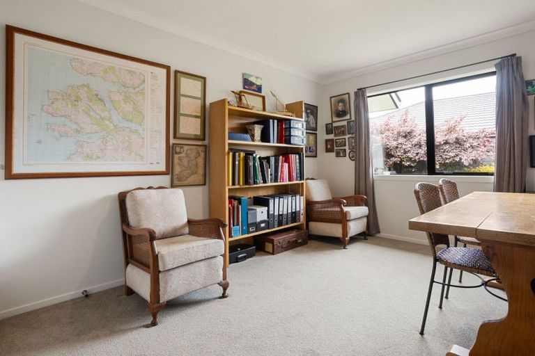 Photo of property in 4 Webber Street, Cambridge, 3434