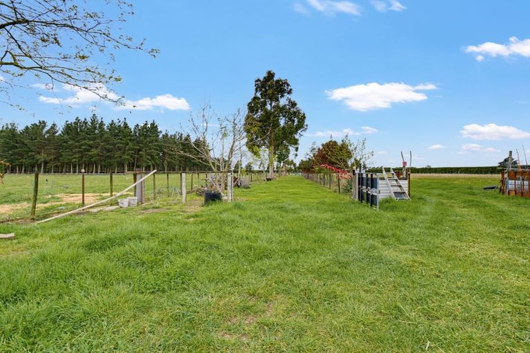 Photo of property in 16 Chattertons Road, Templeton, Christchurch, 7676