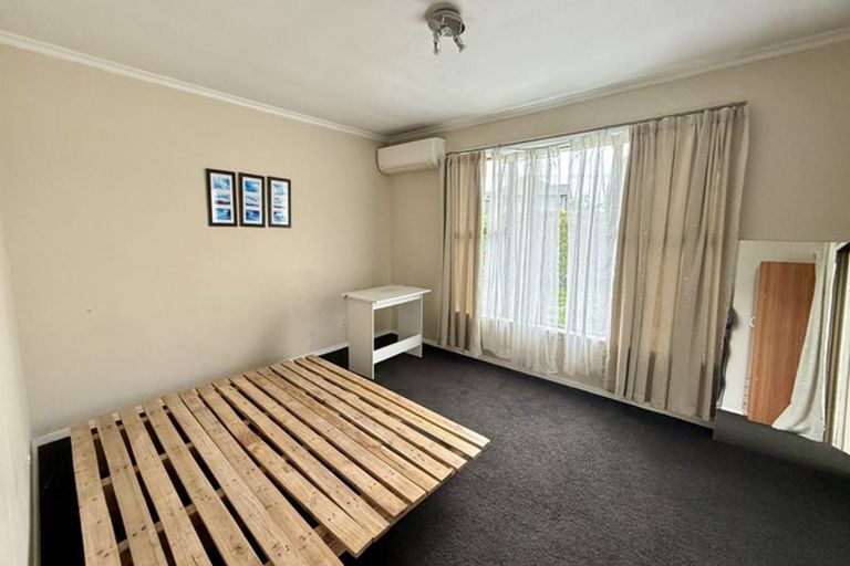 Photo of property in 18 Delph Street, Avonhead, Christchurch, 8042