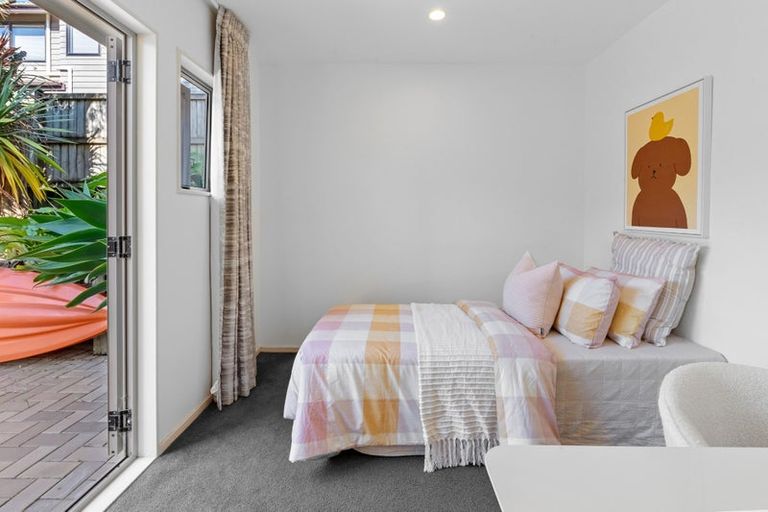 Photo of property in 2c Braemar Road, Rothesay Bay, Auckland, 0630