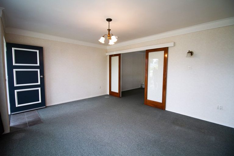 Photo of property in 11a Henare Street, West End, Palmerston North, 4412
