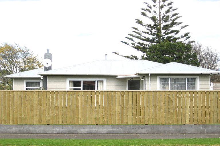 Photo of property in 212 Ngamotu Road, Spotswood, New Plymouth, 4310
