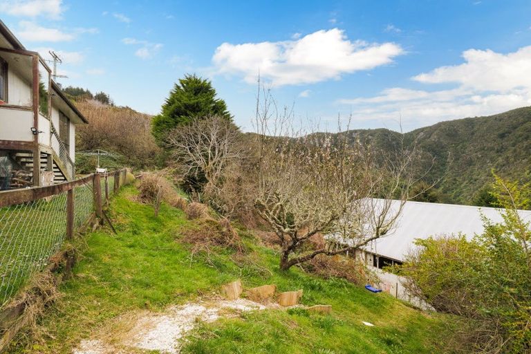Photo of property in 8 Morepork Lane, Waipori Falls, Outram, 9073