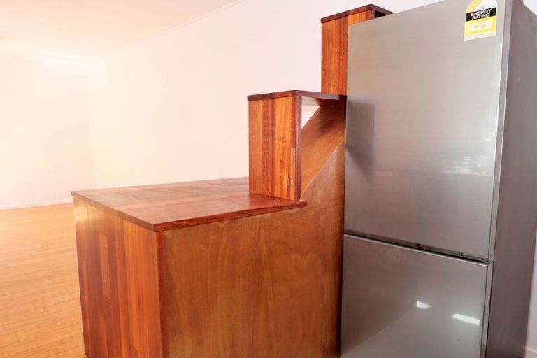 Photo of property in 45a Randwick Road, Northland, Wellington, 6012