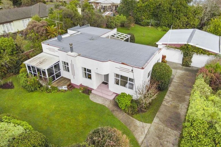 Photo of property in 9 Taranaki Street, Saint Johns Hill, Whanganui, 4501