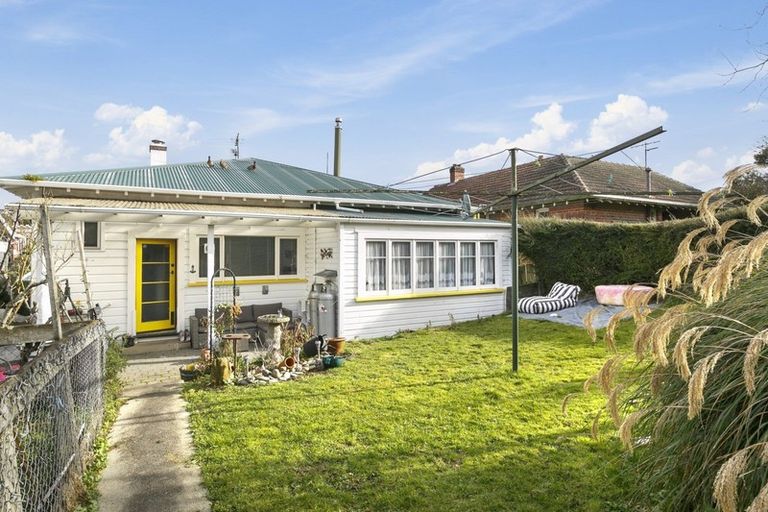 Photo of property in 8 Jellicoe Crescent, Kaikorai, Dunedin, 9010