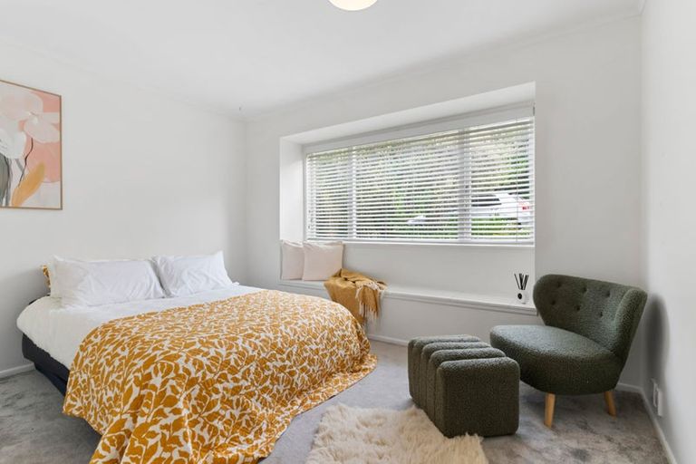 Photo of property in 29 Hebron Road, Waiake, Auckland, 0630