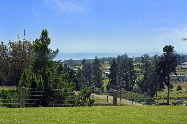 Photo of property in 64 Westmere Drive, Tasman, Upper Moutere, 7173