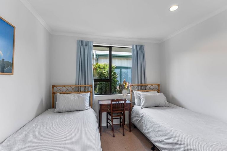 Photo of property in 13 Atua Street, Waikanae Beach, Waikanae, 5036