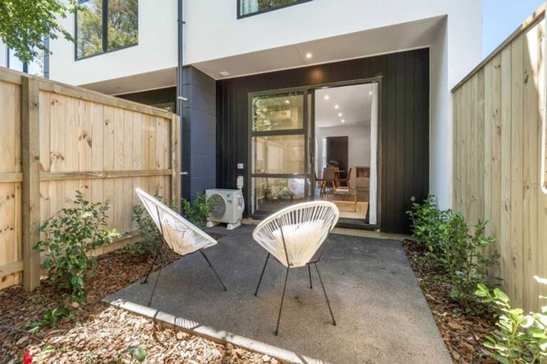 Photo of property in 1/165 Cranford Street, St Albans, Christchurch, 8014