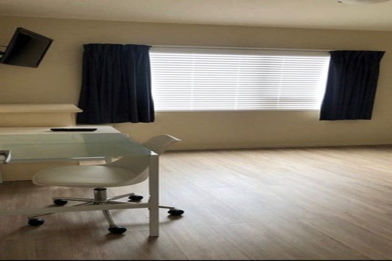 Photo of property in 4 Sunningvale Lane, Ilam, Christchurch, 8053