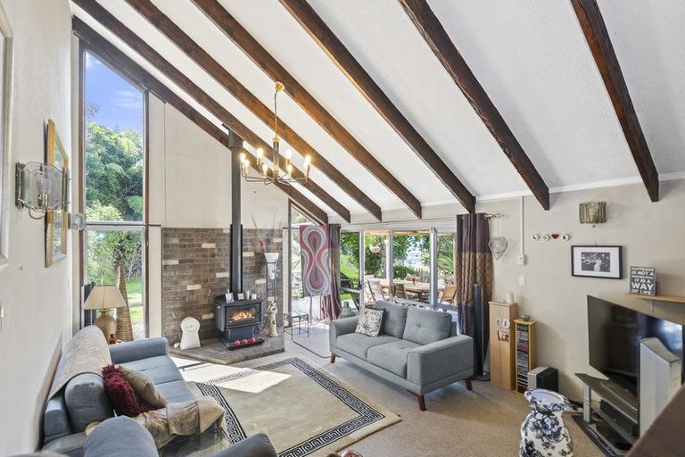 Photo of property in 72 Mountain Road, Western Heights, Rotorua, 3015