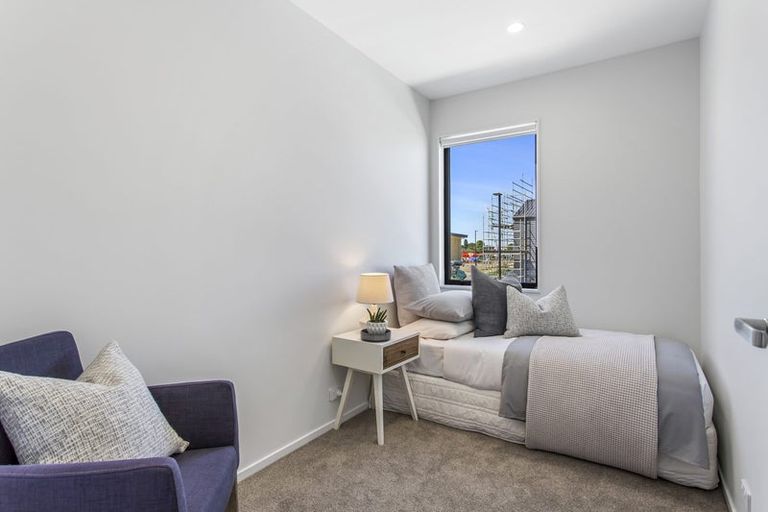 Photo of property in 1 Tana Way, Manurewa, Auckland, 2102