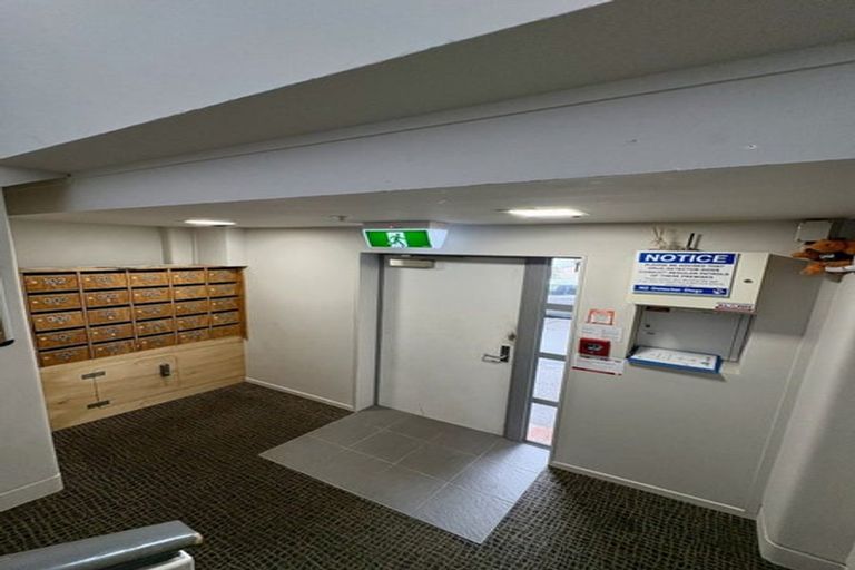 Photo of property in Vespa Apartments, 408/20 Hanson Street, Mount Cook, Wellington, 6021