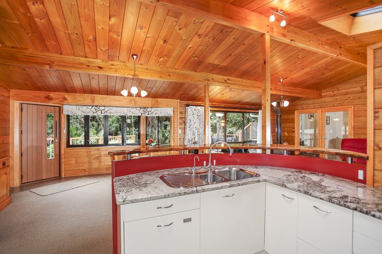 Photo of property in 412 Ponga Road, Opaheke, Papakura, 2584