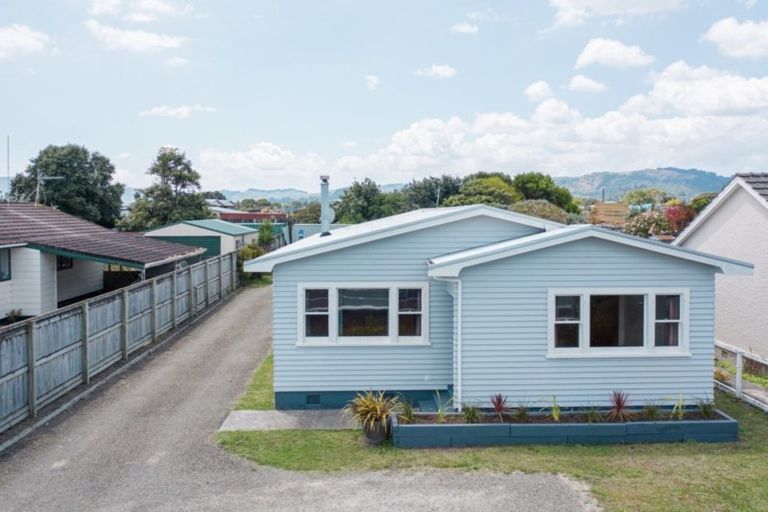 Photo of property in 107 Awapuni Road, Awapuni, Gisborne, 4010