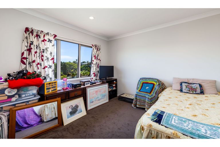 Photo of property in 340 Gulf Harbour Drive, Gulf Harbour, Whangaparaoa, 0930