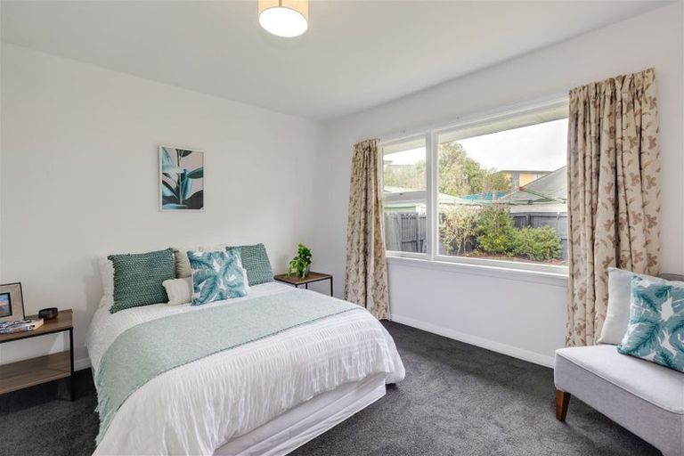 Photo of property in 8 Trist Place, Edgeware, Christchurch, 8013