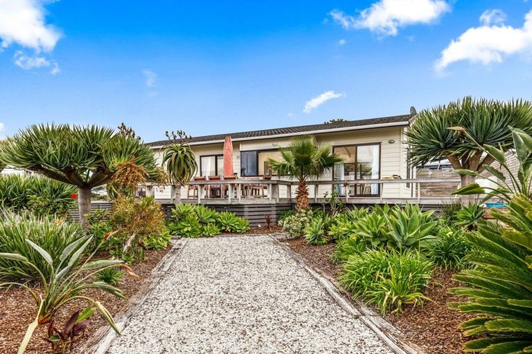 Photo of property in 27 Blue Bell Parade, Omaha, Warkworth, 0986